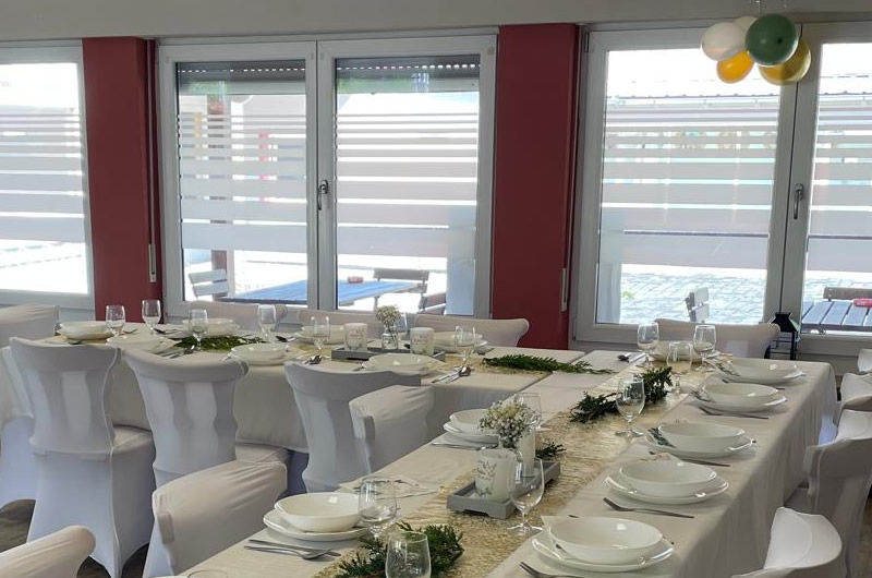 Zwei_Hirsche_Ballsaal_slider4